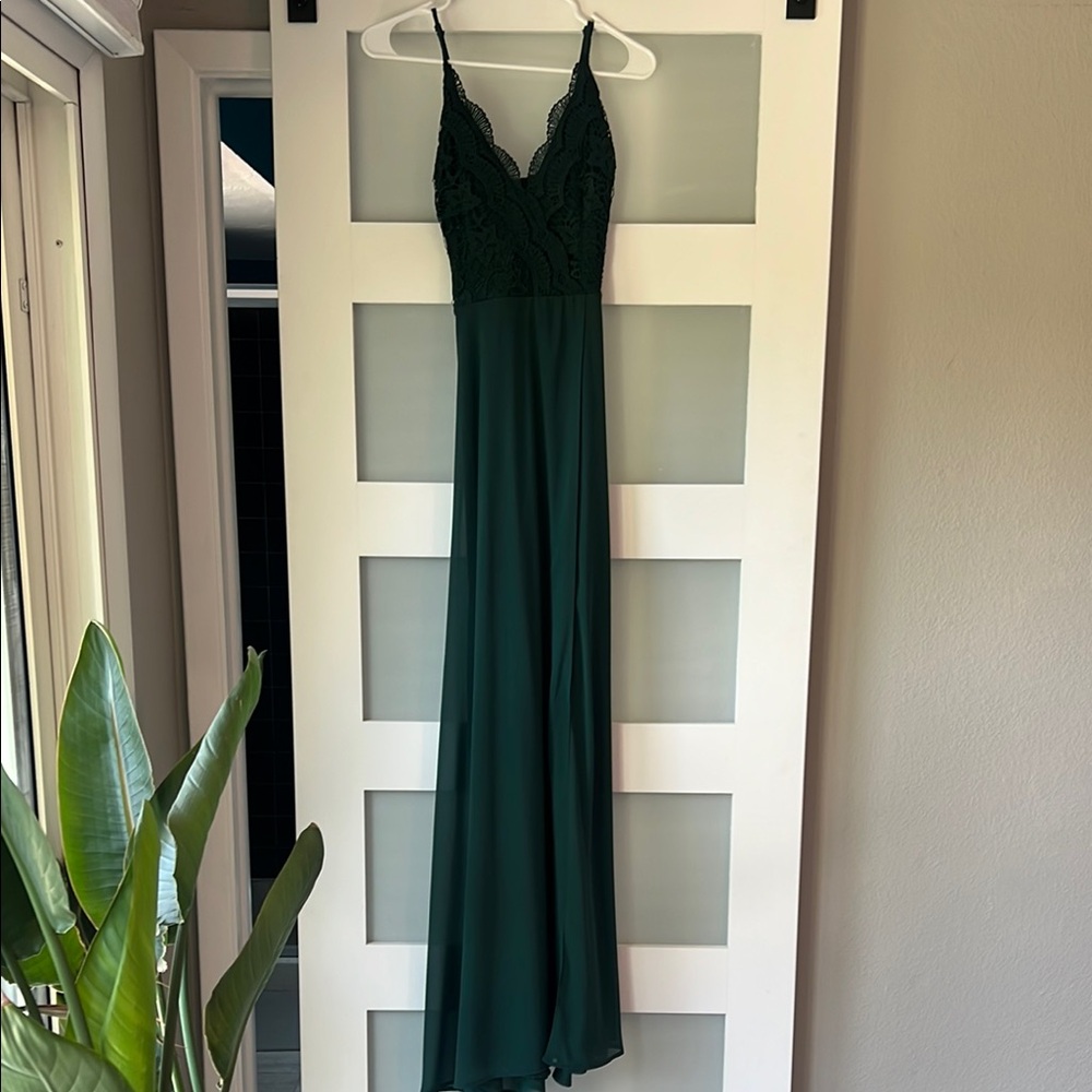 Elegant Green Lace Maxi Dress